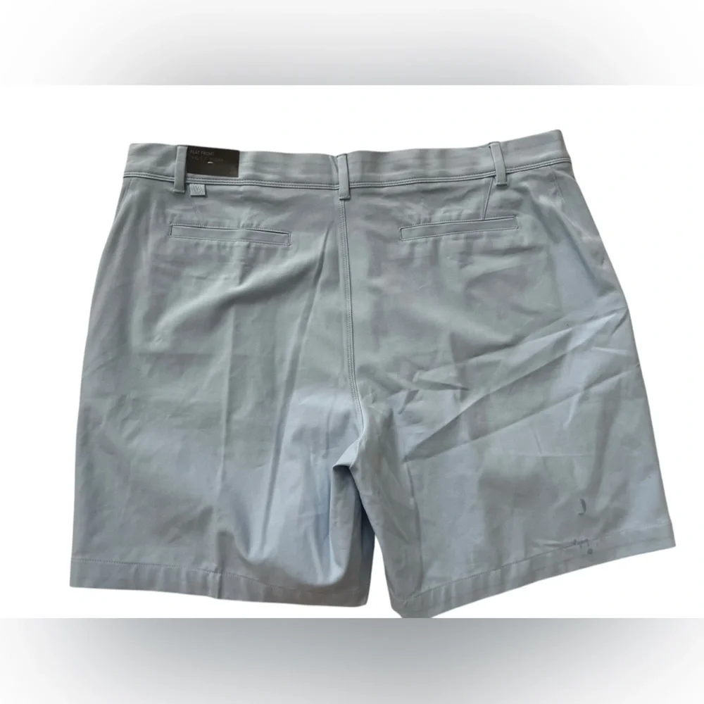 NWT VRST Men’s 7” Chino Golf Shorts in Blue Wind in size 42